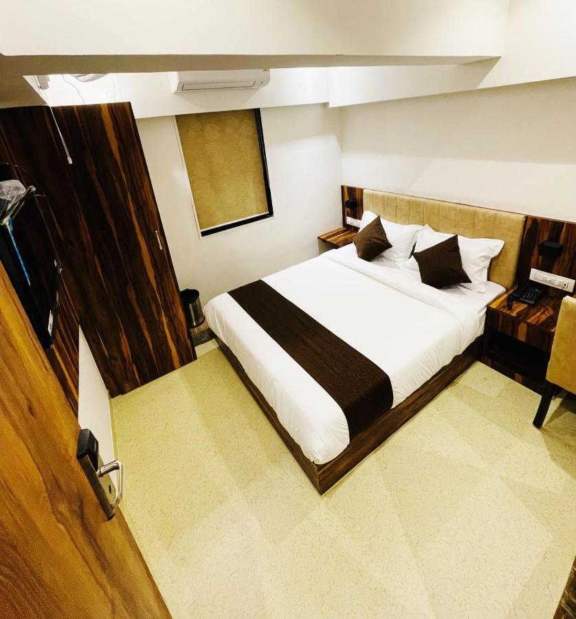 Hotel Hilton Suites Mumbai Exterior foto