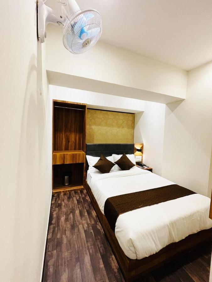 Hotel Hilton Suites Mumbai Exterior foto